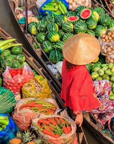 Mekong Floating Market-1